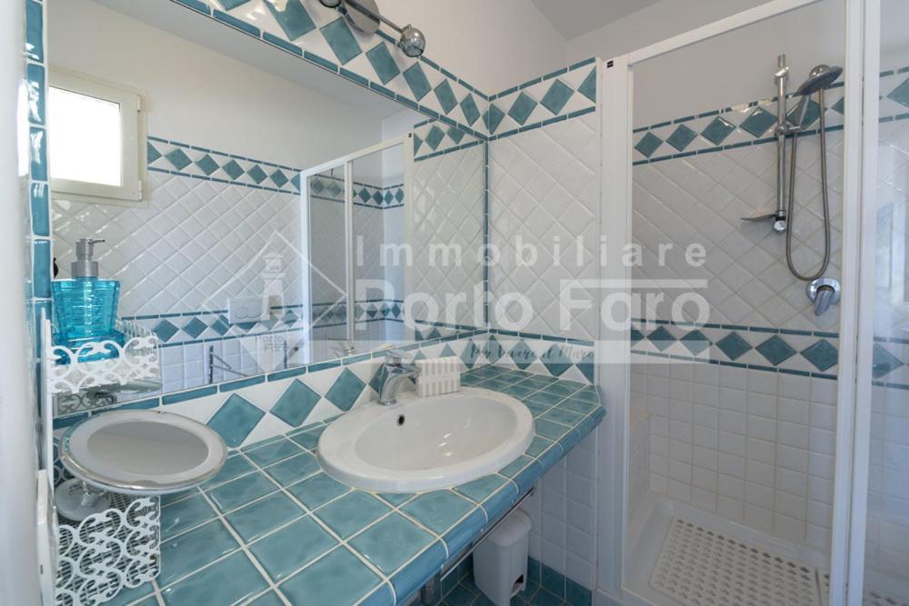 פאלאו 2 Pineta - Ampio Quadrilocale Sulla Spiaggia Di Porto Faro מראה חיצוני תמונה